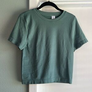 A New Day NWT nylon stretchy short sleeve top